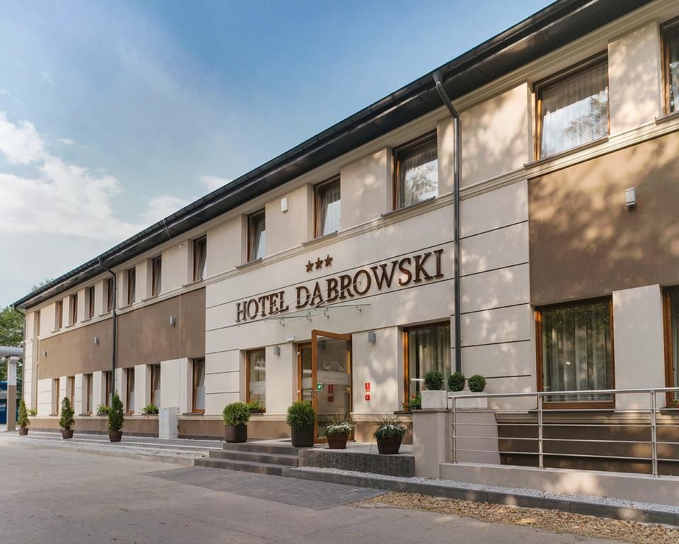  | Hotel Dąbrowski